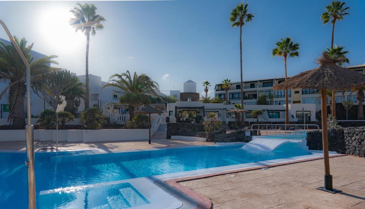 Casa A Primera Linea De Mar Costa Teguise Bagian luar foto