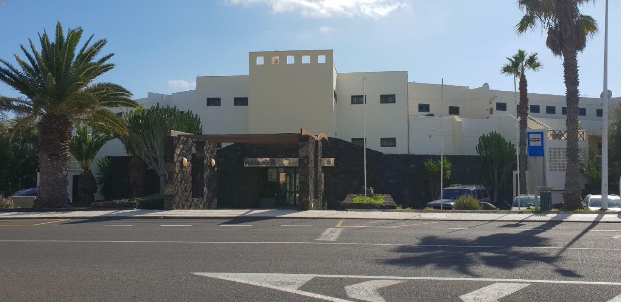 Casa A Primera Linea De Mar Costa Teguise Bagian luar foto